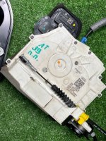 Audi / A7 / Замок двери с доводчиком