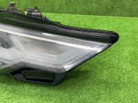 Audi / A6 / Фара