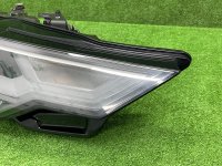 Audi / A6 / Фара