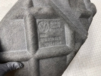 Volkswagen / Touareg / Подкрылок