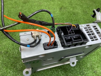 Volkswagen / Touareg / Блок усилителя радио