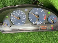 BMW / ALPINA B10 / Панель приборов