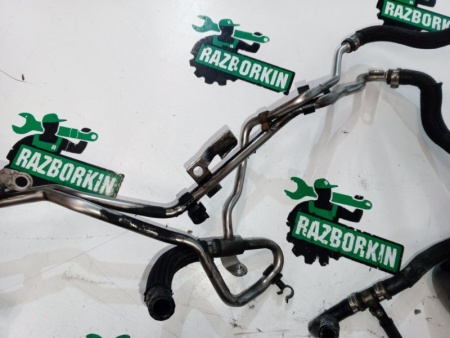 Mercedes-Benz / E-Class / Трубка топливная