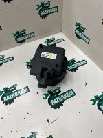 Audi / Q5 / Мотор печки