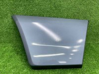 Mercedes-Benz / 190e / Накладка крыла