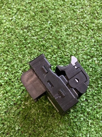 Audi / Q8 / Кнопка стеклоподъемника