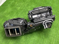 Audi / A6 / Печка салона