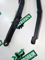 Ford / EXPLORER / Поводок дворников