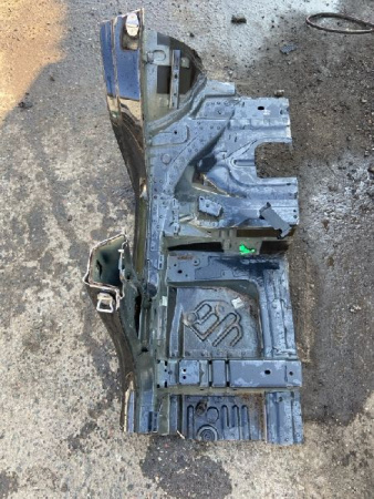 Volkswagen / Touareg / Порог кузова