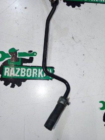 Mercedes-Benz / E-Class / Шланг расширительного бачка