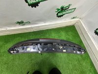 Audi / Q7 / Спойлер двери багажника