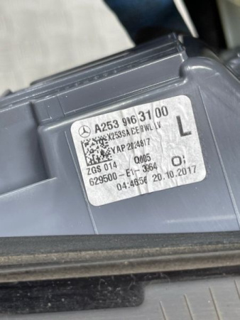 Mercedes-Benz / GLC 250d 4-matic / Фонарь задний