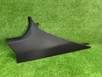 BMW / 3-Series / Накладка стойки