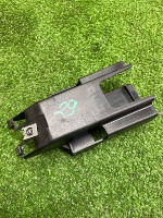 BMW / X5 / Кронштейн