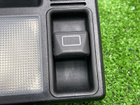 Mercedes-Benz / 190e / Плафон потолка