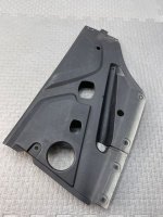 Porsche / Cayenne / Подкапотный пластик