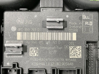 Audi / A7 / Блок управления двери