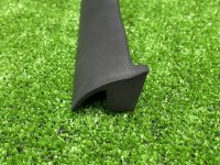 Audi / A6 / Уплотнитель двери