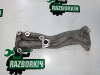 Volkswagen / Touareg / Кронштейн