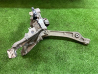 Audi / A5 / Кронштейн двигателя