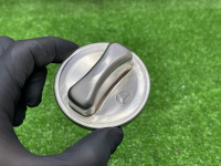 Mercedes-Benz / 190e / Крышка лючка бензобака