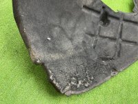 Volkswagen / Touareg / Подкрылок