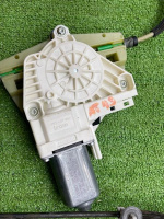 Audi / Q7 / Стеклоподъемный механизм