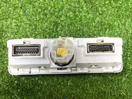 Land Rover / Range Rover / Разъем USB и AUX