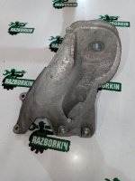 Volkswagen / Touareg / Опора двигателя