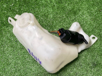 BMW / ALPINA B10 / Бачок омывателя