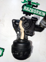 Volkswagen / Touareg / Клапан