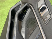 BMW / 1-Series / Обшивка двери