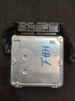 Audi / A6 / Блок управления двигателем