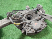 Audi / Q5 / Кулак поворотный