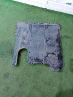 Mercedes-Benz / GLC 250d 4-matic / Защита днища кузова