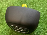 Audi / Q8 / Подушка безопасности в руль