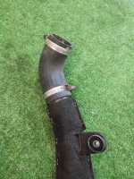 Audi / A6 / Трубка наддувочного воздуха