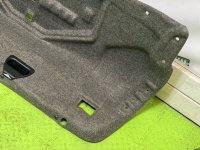 BMW / 5-Series / Обшивка крышки багажника