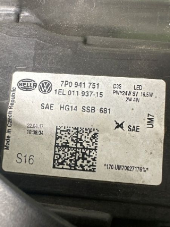 Volkswagen / Touareg / Фара ксеноновая
