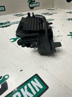 Audi / Q5 / Решетка вентиляционная