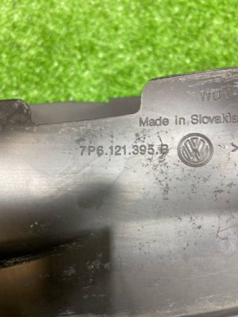 Volkswagen / Touareg / Воздуховод