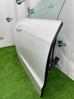 Audi / A7 / Дверь боковая