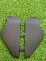 Audi / A6 / Накладка на торпедо