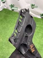 Audi / A6 / Направляющая бампера