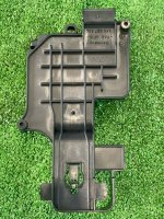 Audi / A6 / Клемма аккумулятора