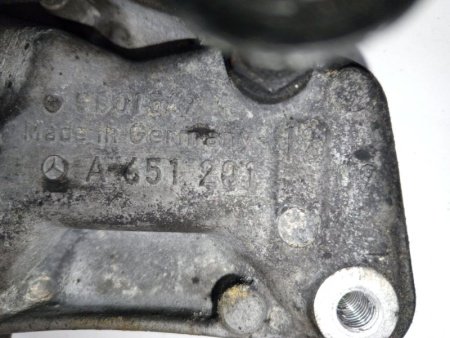 Mercedes-Benz / E-Class / Кронштейн