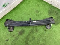 Volkswagen / Touareg / Усилитель бампера
