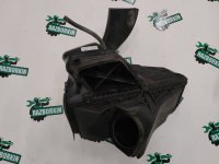 Audi / Q5 / Корпус воздушного фильтра