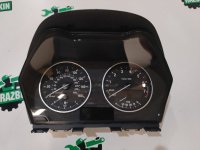 BMW / X1 / Панель приборов