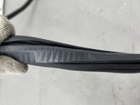 Audi / A6 / Уплотнитель двери